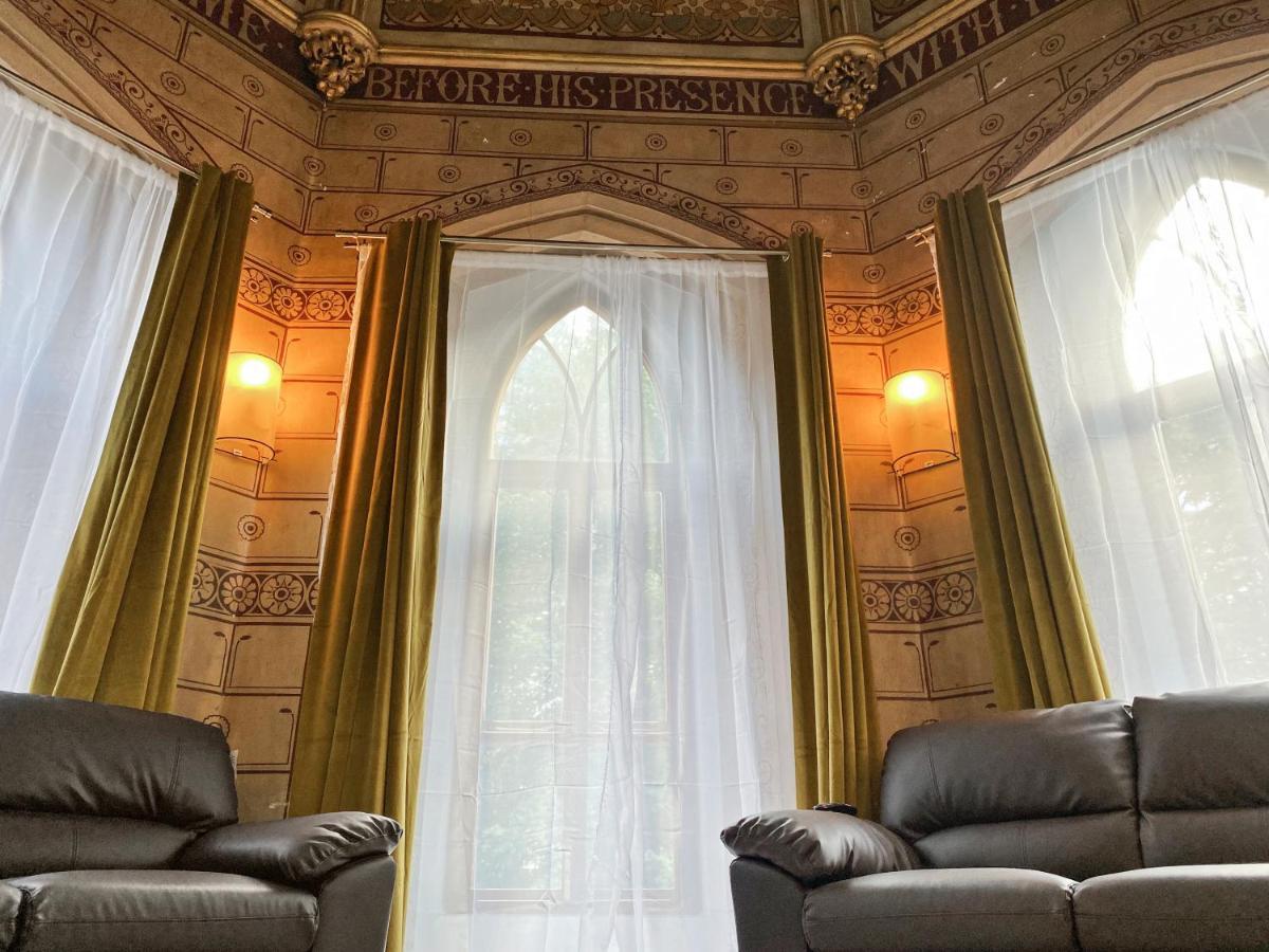 Rare 1-Bed Church Converted Apartment In Лондон Екстер'єр фото